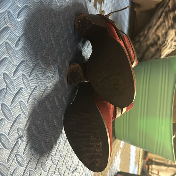 Maroon red booties - Picture 11 of 11